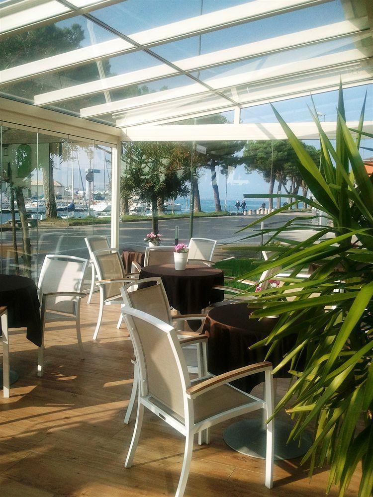 Hotel Acquadolce Peschiera del Garda Bagian luar foto